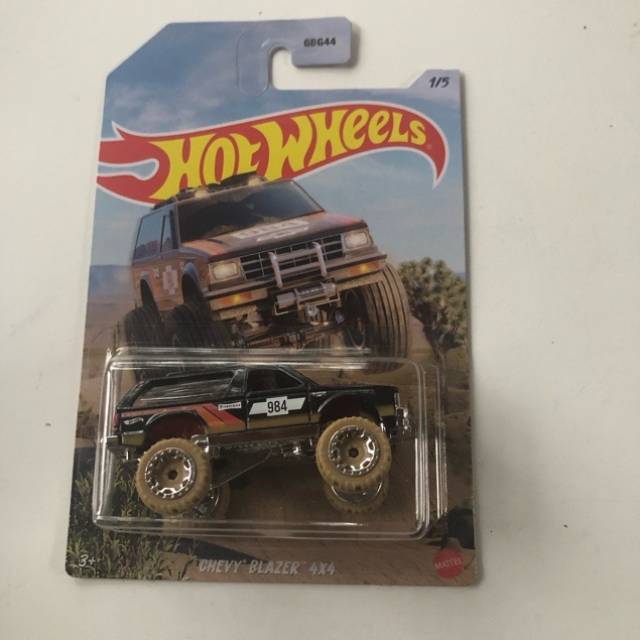 HW Chevy Blazer 4 x 4 GDG44 No 1