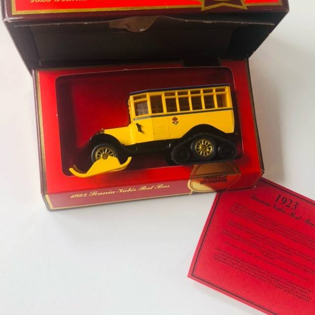 vintagetoy_11924.jpg