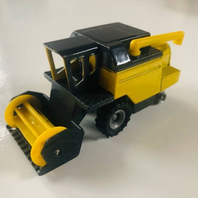 Siku Harvester 1024