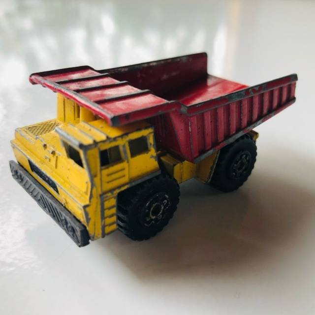 MB Dump Truck 1989