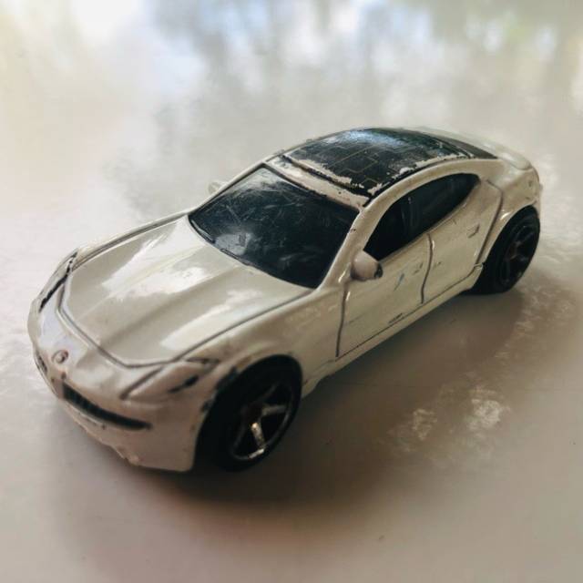 MB Fisker Karma - 2011 - 2010