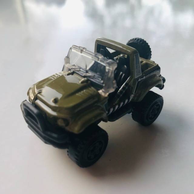 MB Cliff Hanger MB795