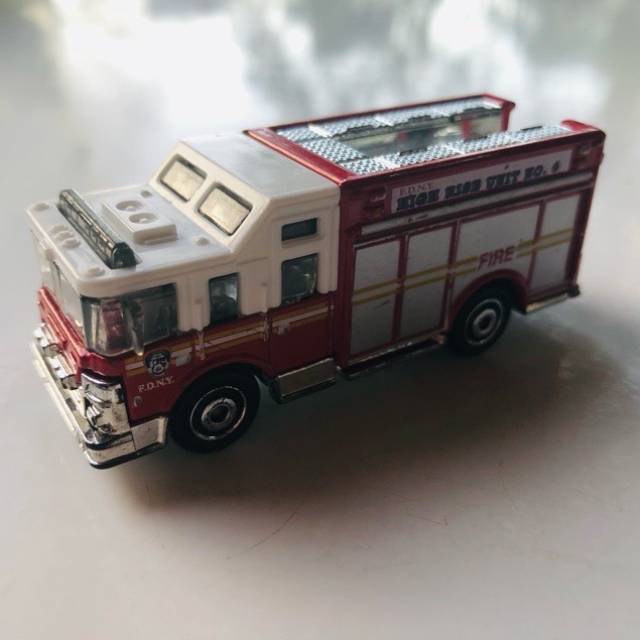 MB Hazard Squad 2009 MB795