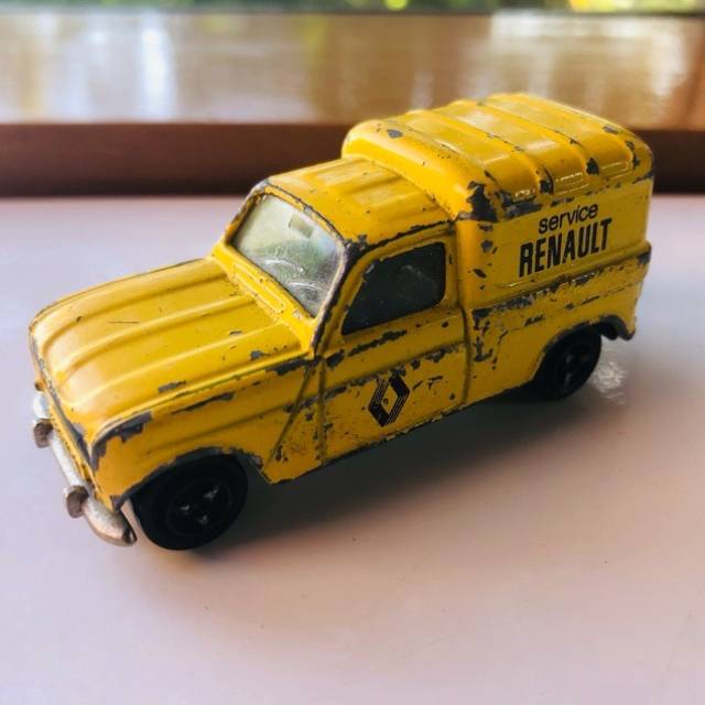 Majorette Renault 4L No 230