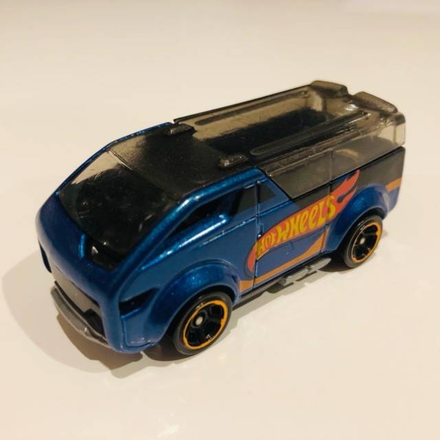 HL BDC73 Hot Van 2013 Malaysia