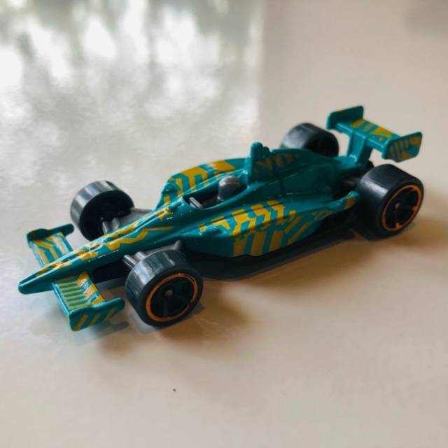 HL F 1 car FJW09 2017 Malaysia