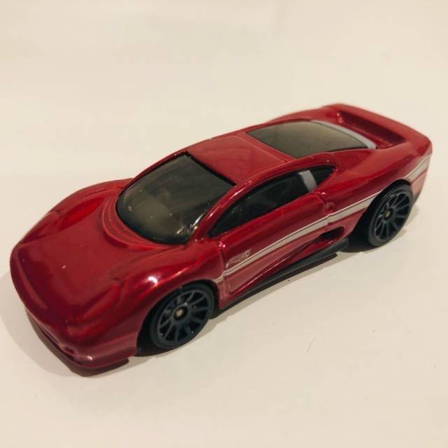 HL Jaguar XJ220 Red 1992 Thailand