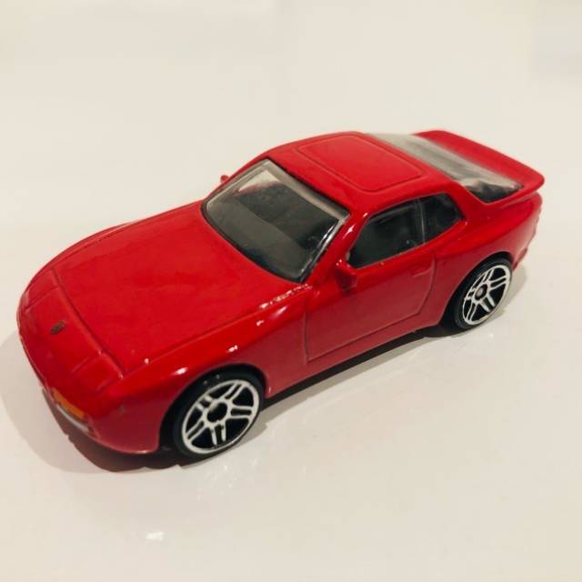 HL Porsche ‘89 944 Turbo Red GHB54 2019 Ma...