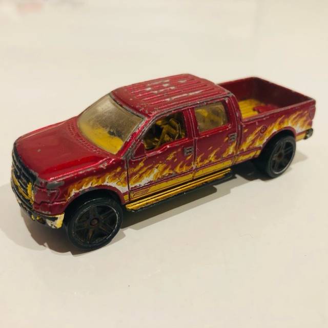 HL 2009 Ford F-150 Red with flames - Thailand