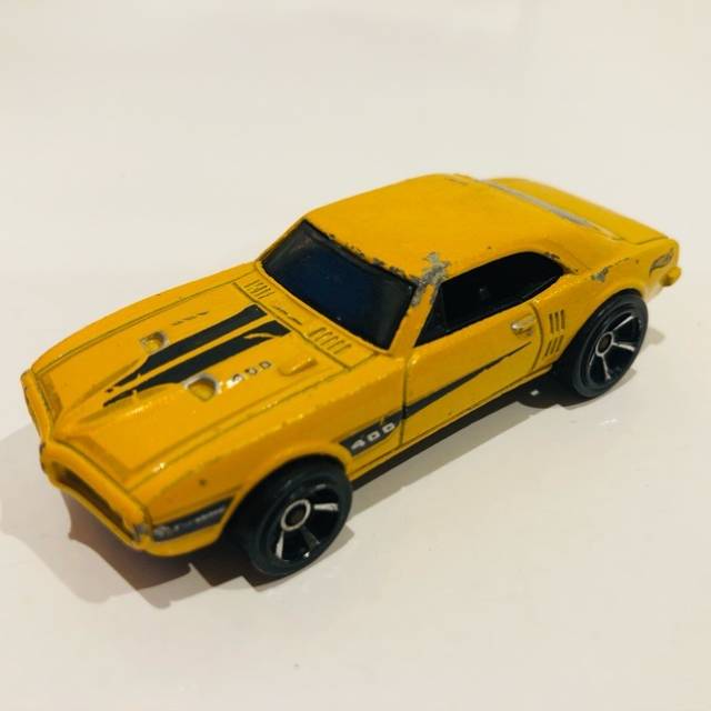 HL ‘67 Pontiac Firebird 400 Yellow 2009 Ma...