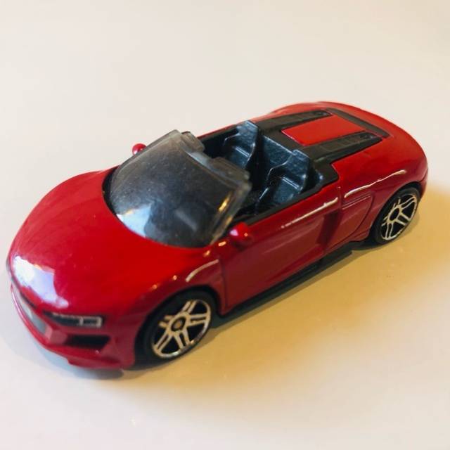 HL 2019 Audi R8 Spyder Red GHB28 2019 Malaysia
