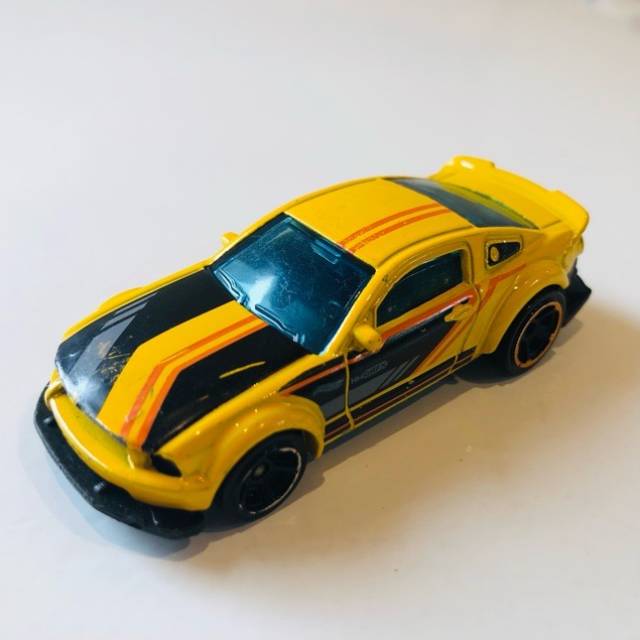 HL 2006 Ford Mustang Yellow 2015 Malaysia