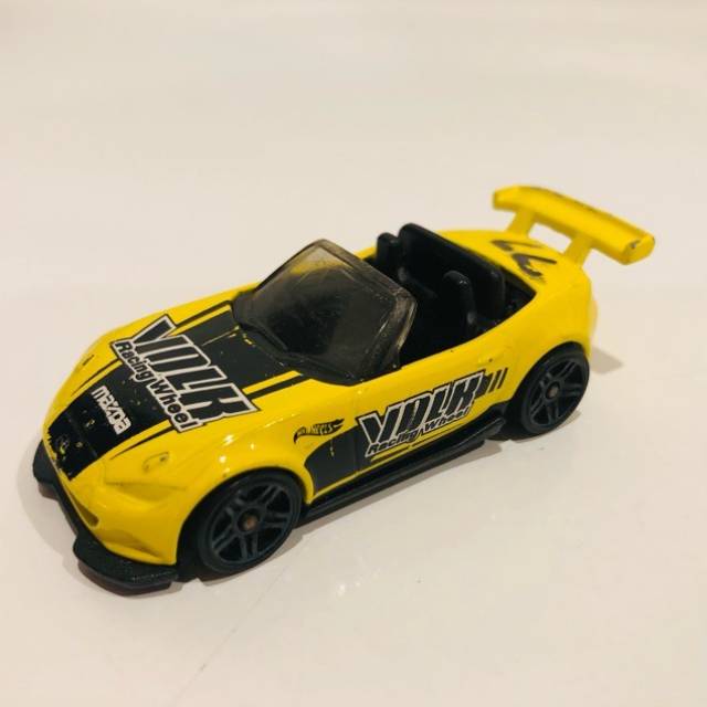 HL 2015 Mazda MX-5 Yellow DHP05 2015 Malaysia