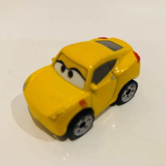 2016 Disney Pixar Cars 3 Cruz Ramirez FBG78