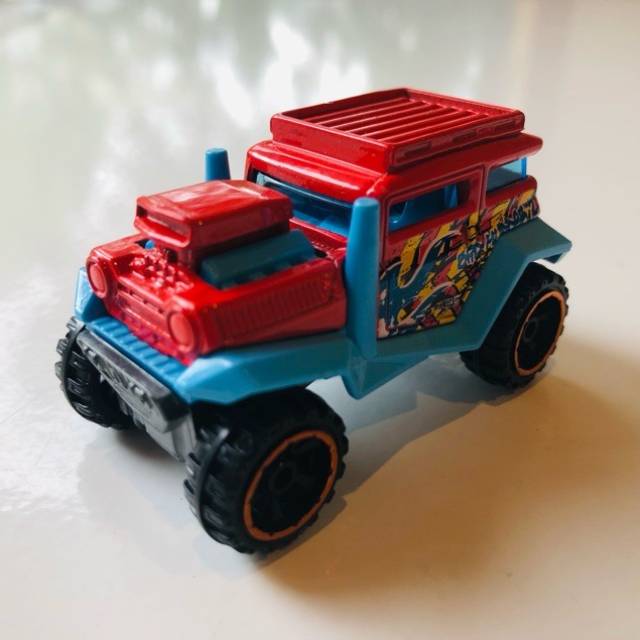 HF Bad Mudder 2 L9935 Red and Blue Thailand