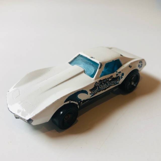 HL Corvette (Morgan’s Surf Shop Xpress)197...