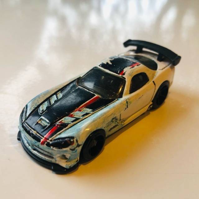 HL Dodge Viper SRT10 ACR White Black 2009 Ma...