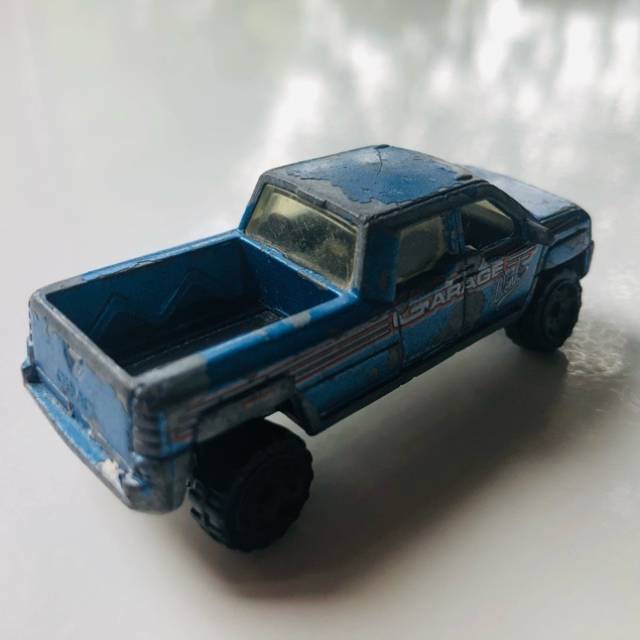 vintagetoy_23819.jpg