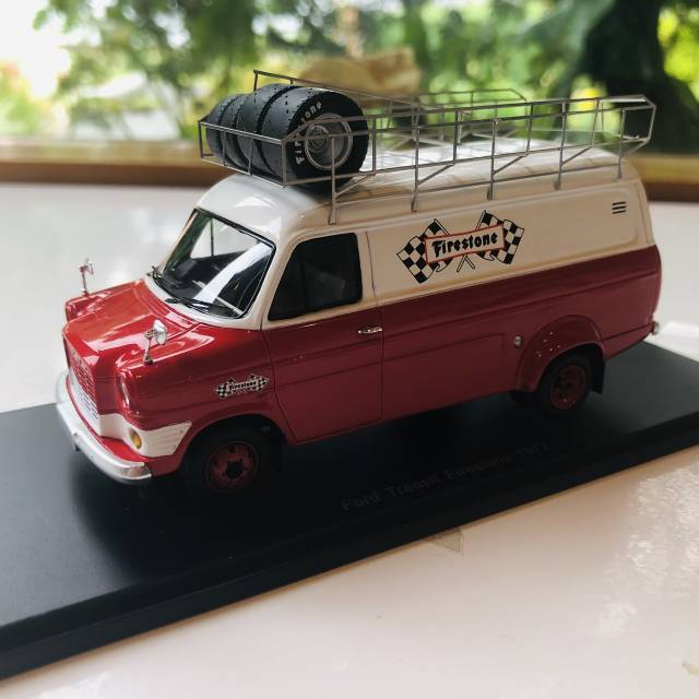 SPARK - Ford Transit Firestone 1972