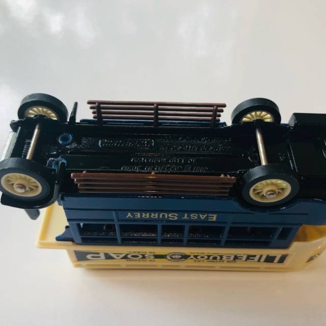 vintagetoy_24716.jpg