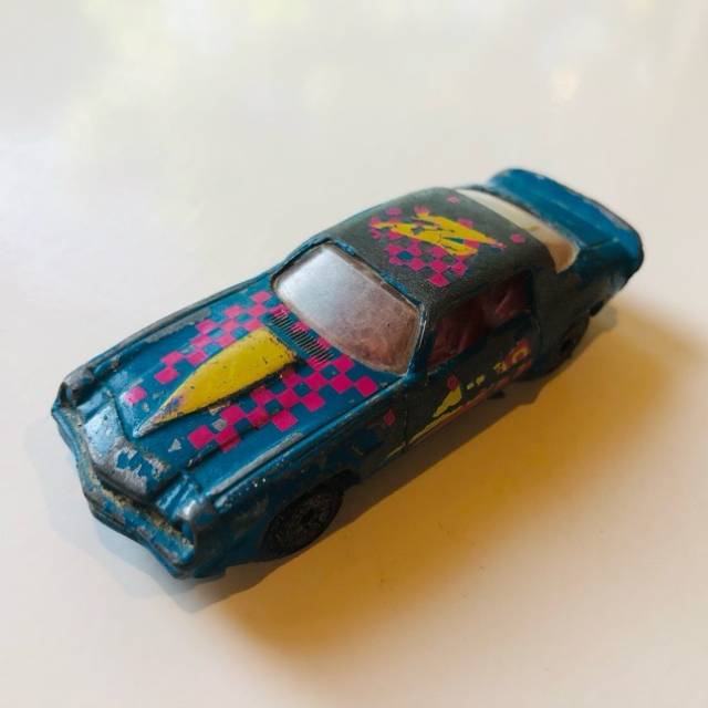 Tootsie Toy Camaro No 101 ( Blue)