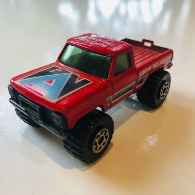 MB Mini Pick up Red 1981 Aspin Ski Holidays