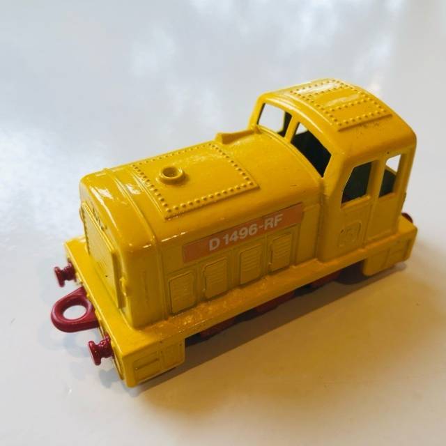 MB Superfast Shunter Yellow Train 1978