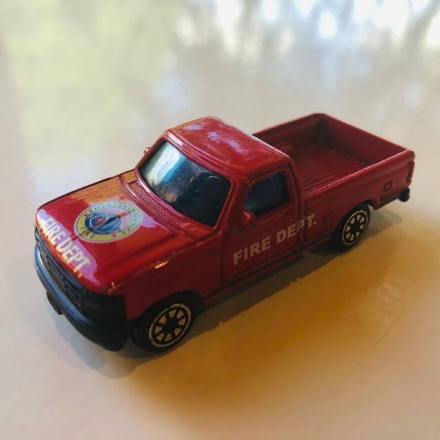 Welly Chevy Red Ute ( Fire Dept) No 88712