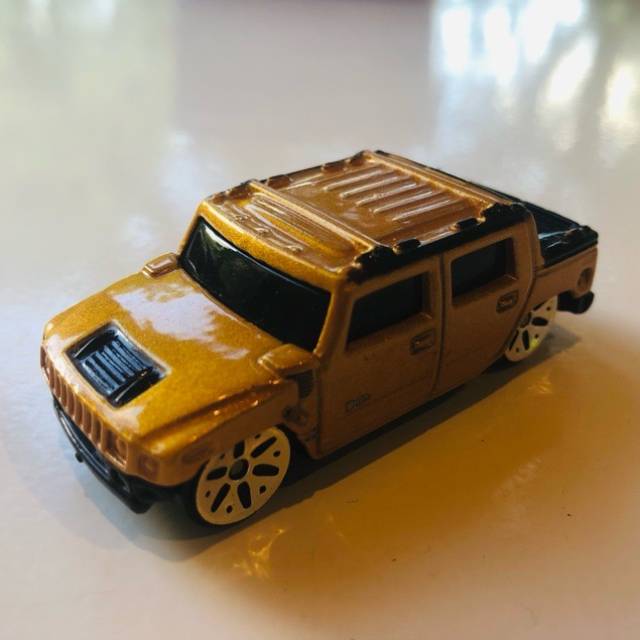 Maisto Hummer Concept Gold 2001
