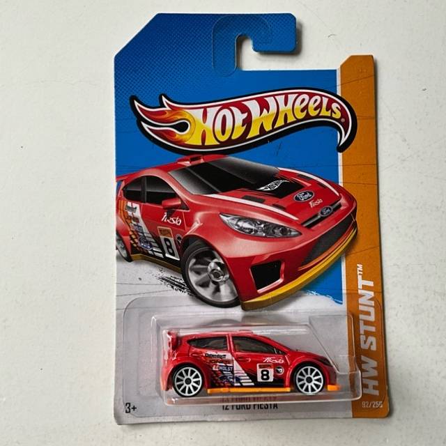 HW ‘12 Ford Fiesta Red (8) HW STUNT No 92