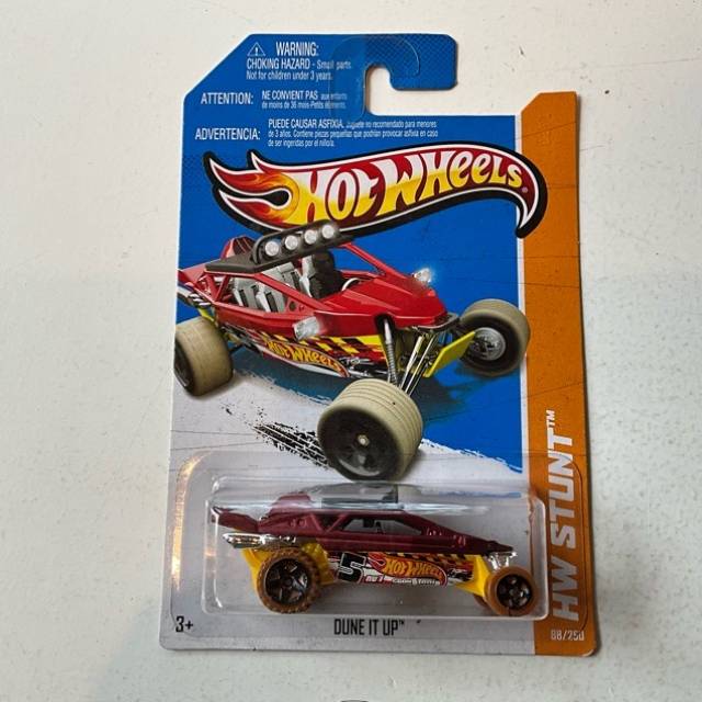 HW Dune it Up Red (5) HW STUNT No 88