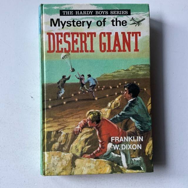 THE HARDY BOYS SERIES - Mystery of the DESER...