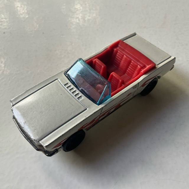 HL ‘65 Mustang Convertible White with Flam...