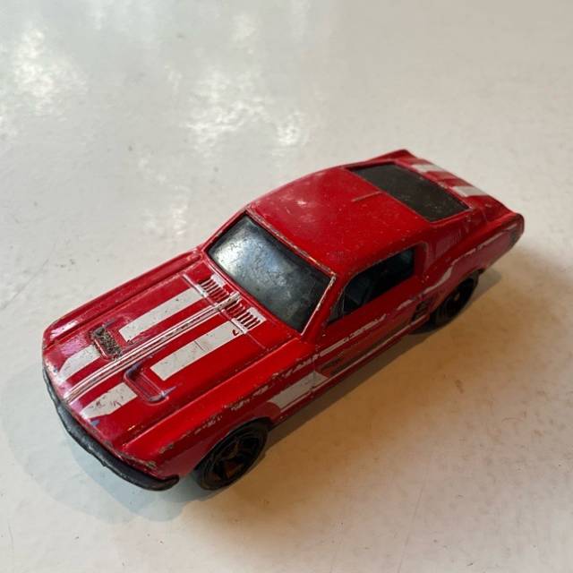 HL ‘1967 Ford Mustang RED R7520 Malaysia