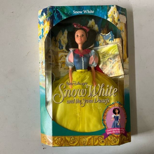 Walt Disneys Snow White and the Seven Dwarfs...