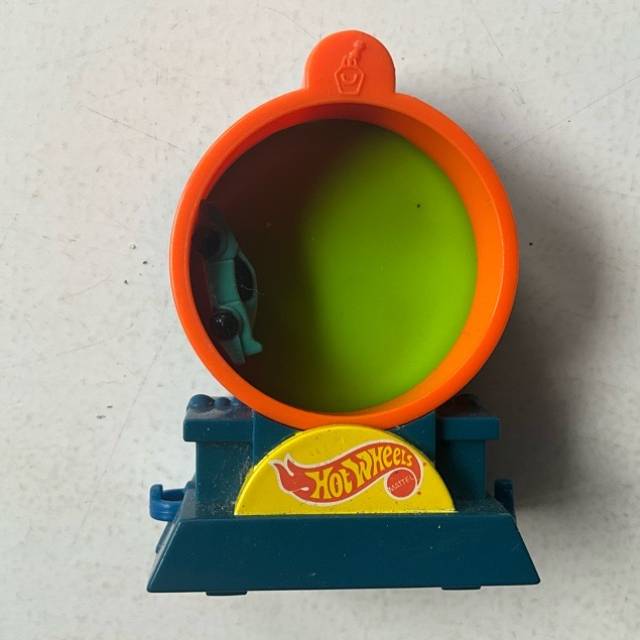 McDonald’s Hot Wheels Car Loop Keychain 19...