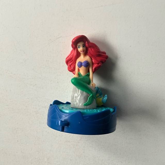 McDonalds Little Mermaid Ariel Flounder Happ...
