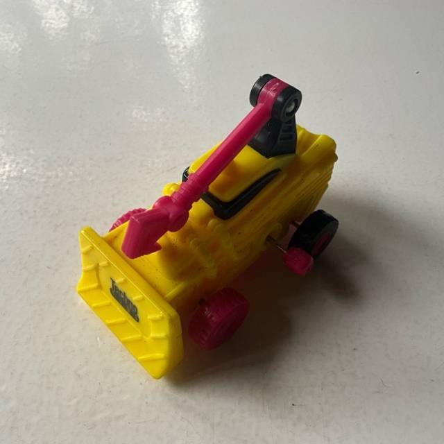 Wendys Meals Yellow Tow Tractor Bull Dozer W...