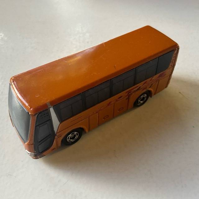 TOMICA MITSUBISHI FUSO AERO QUEEN BUS 2008