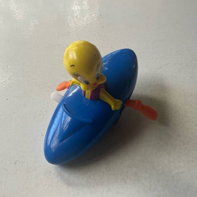 Burger King - Tweety Bird 90’s Looney Tune...