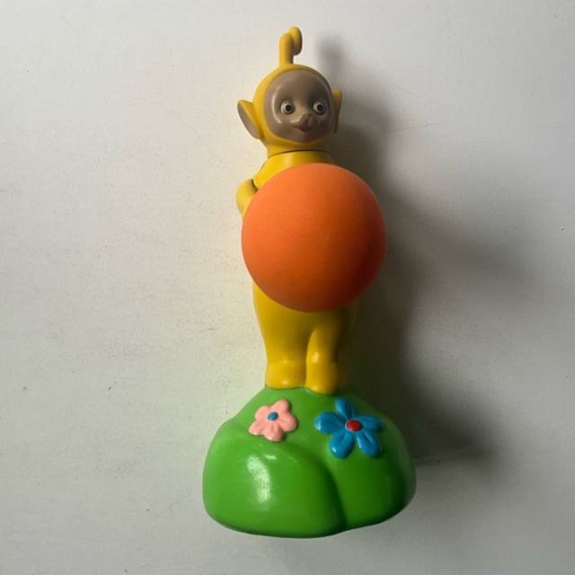 EUROPEAN YELLOW TELETUBBIES SOAKY 1995 (PAM)