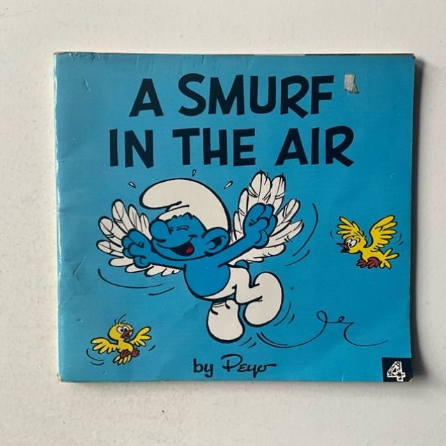 A SMURF IN THE AIR by PEYO 1982