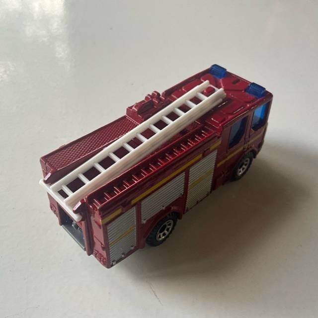 vintagetoy_35140.jpg