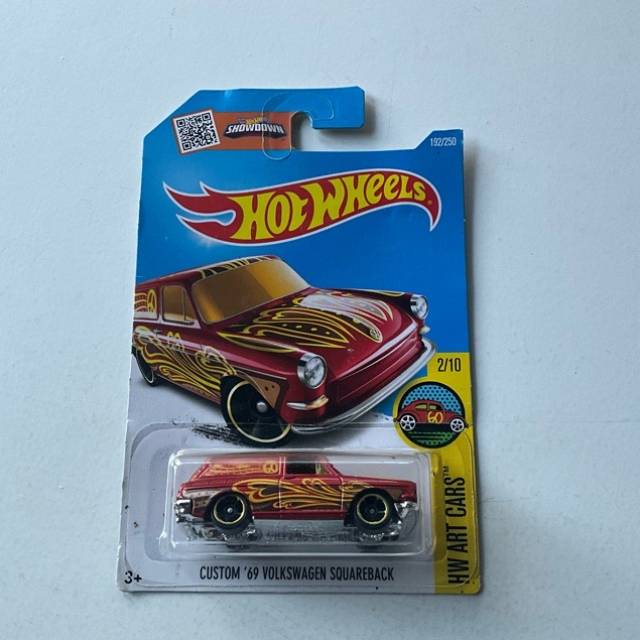 HW CUSTOM ‘69 VOLKSWAGEN SQUAREBACK Red HW...