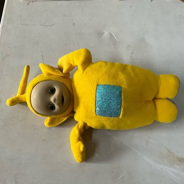 Teletubbies Laa-Laa (Yellow) 56cm Height - P...