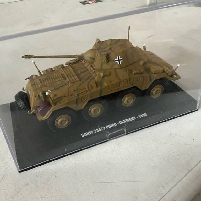 Tank - SDKFZ 2342 PUMA - GERMANY - 1944