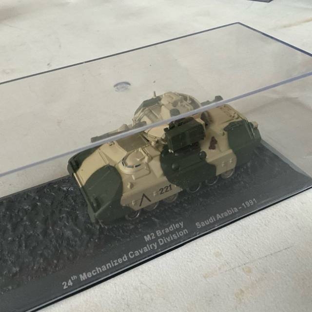 Tank - M2 Bradley 24th Mechanized Cavalry Di...