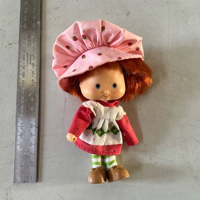 1979 Strawberry Shortcake Doll 1979 American...