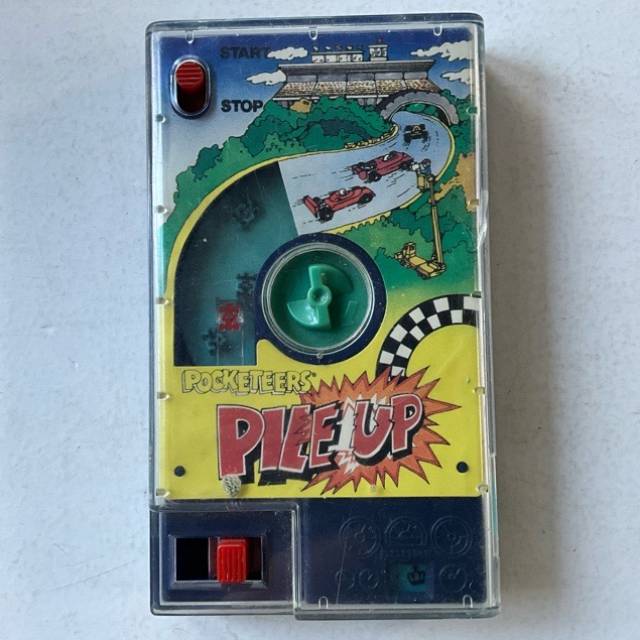 POCKETEERS - PILE UP (TOMY) Singapore 1980s