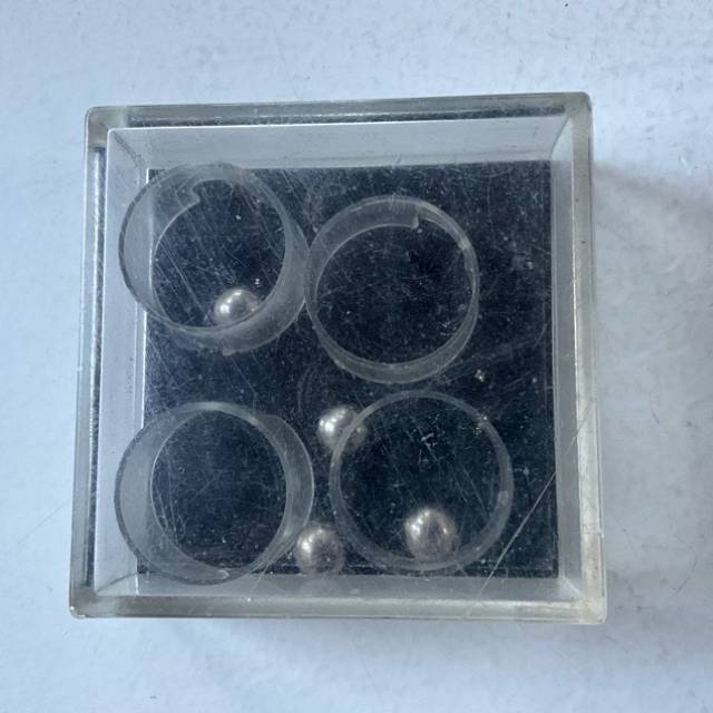 1980’s Hand Held Ball Game (Made in HongKo...